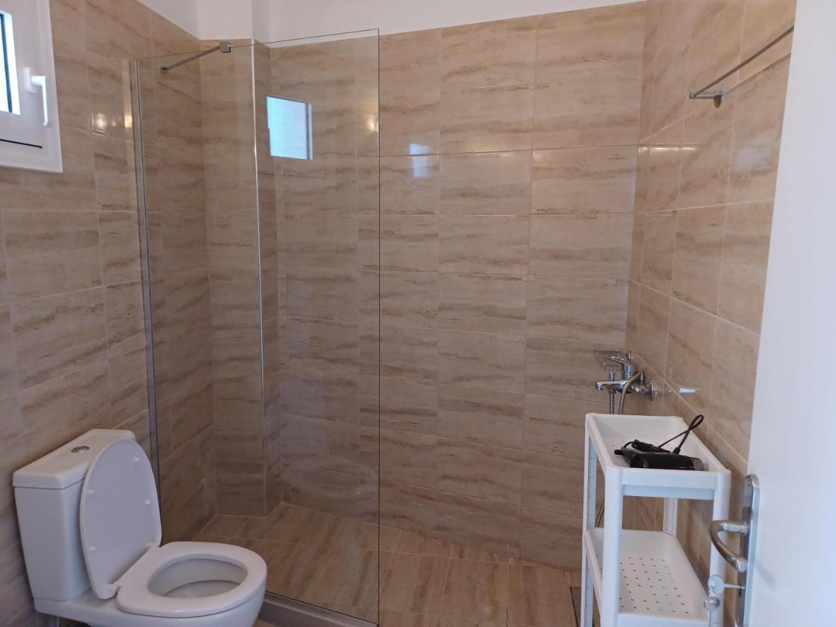 George Studios 2 Ypsos Eksteriør bilde